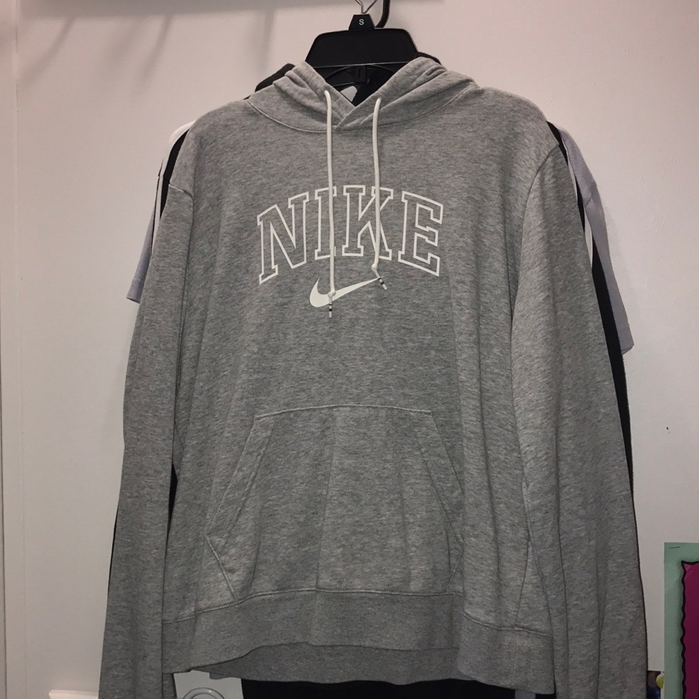 nike hoodie